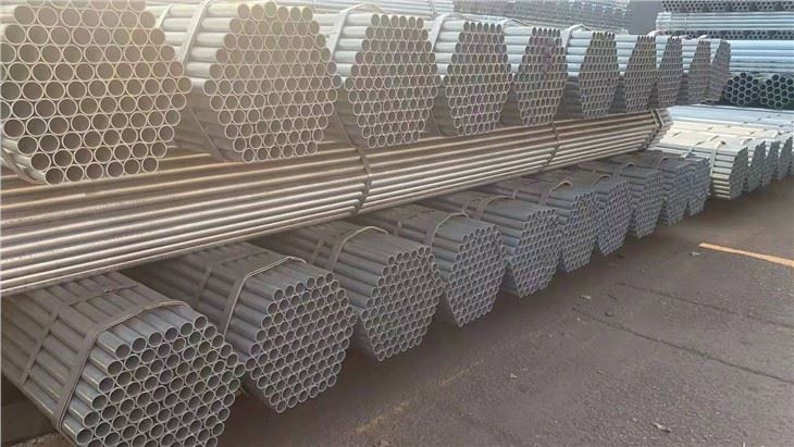 1 5palčne vroče pocinkane jeklene cevi za gradbene odre